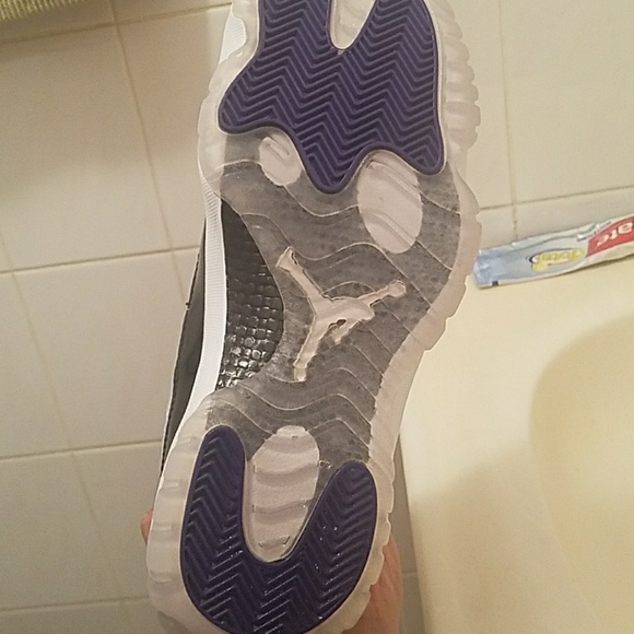 concords 11 footlocker